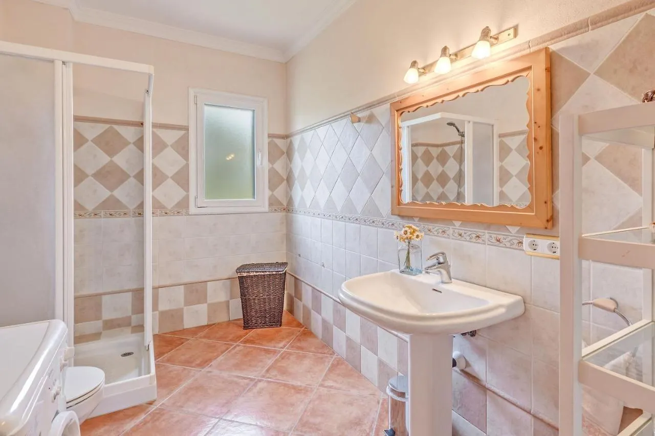 Holiday home Can Claret Cas Concos
