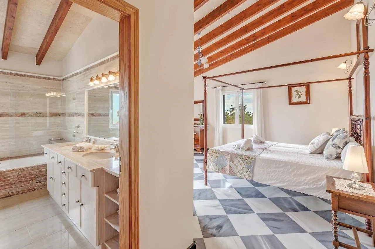 Holiday home Can Claret Cas Concos Spain